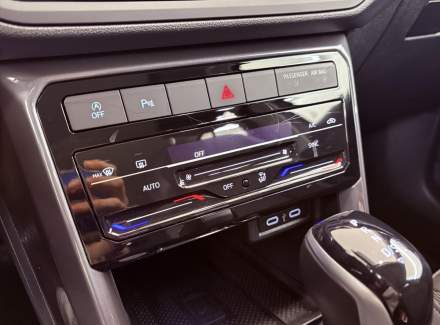 Volkswagen - T-Cross