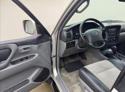 Toyota - Land Cruiser