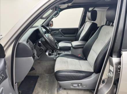 Toyota - Land Cruiser