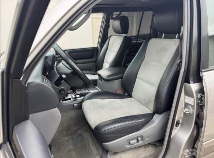 Toyota - Land Cruiser