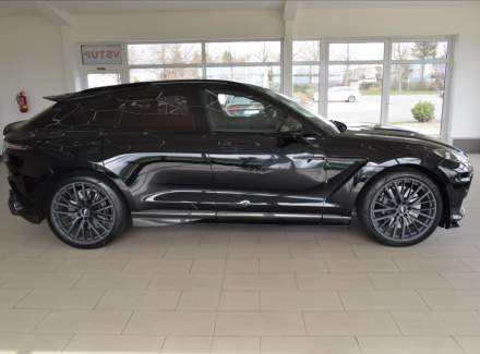 Aston Martin - DBX