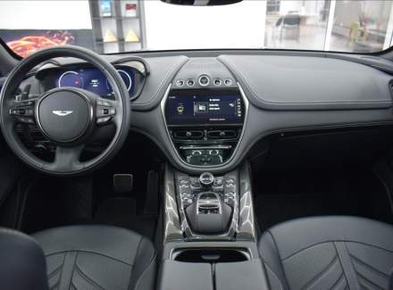 Aston Martin - DBX