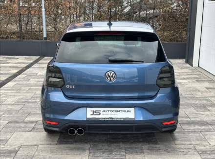 Volkswagen - Polo