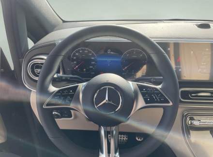 Mercedes-Benz - V-class