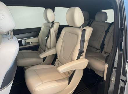 Mercedes-Benz - V-class