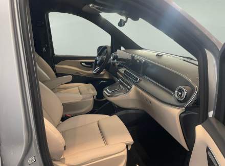 Mercedes-Benz - V-class