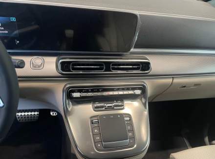 Mercedes-Benz - V-class