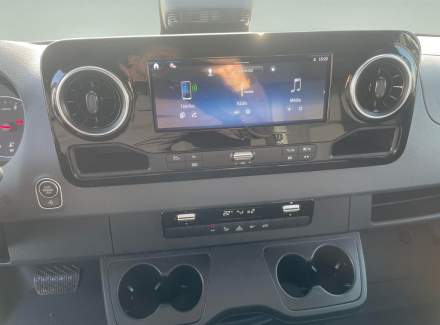 Mercedes-Benz - Sprinter