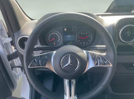 Mercedes-Benz - Sprinter
