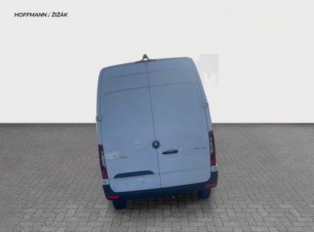 Mercedes-Benz - Sprinter