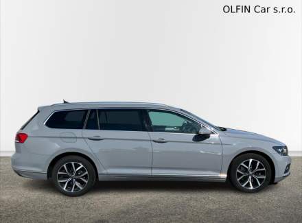 Volkswagen - Passat