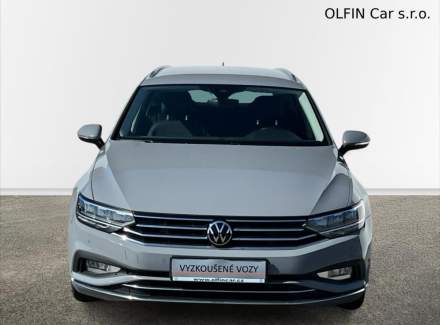 Volkswagen - Passat