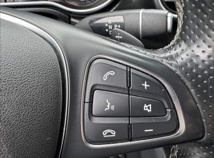 Mercedes-Benz - V-class