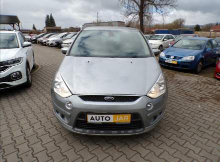 Ford - S-MAX