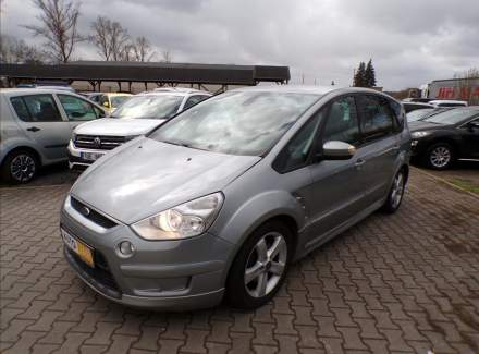 Ford - S-MAX