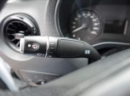 Mercedes-Benz - Vito