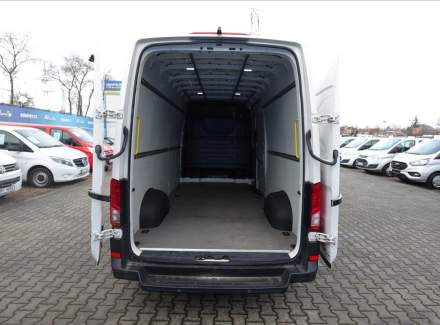 Volkswagen - Crafter