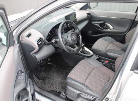 Toyota - Yaris Cross