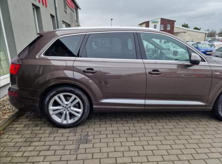 Audi - Q7