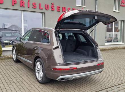 Audi - Q7