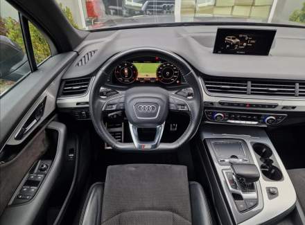 Audi - Q7