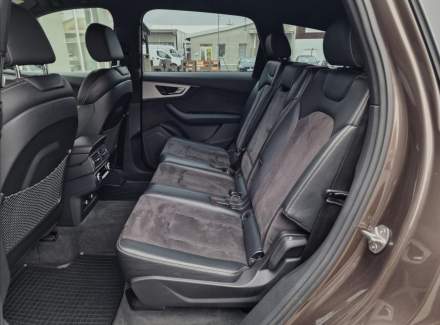 Audi - Q7