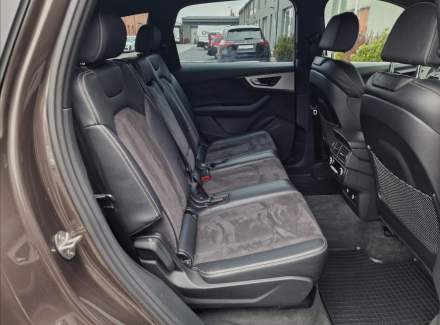 Audi - Q7