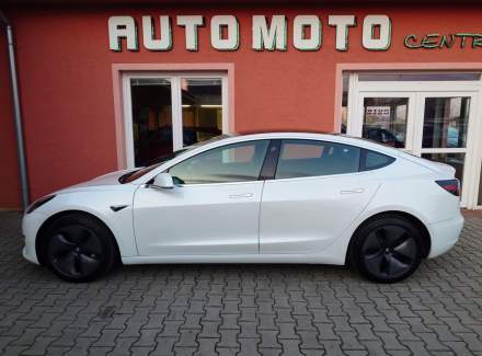 Tesla - Model 3