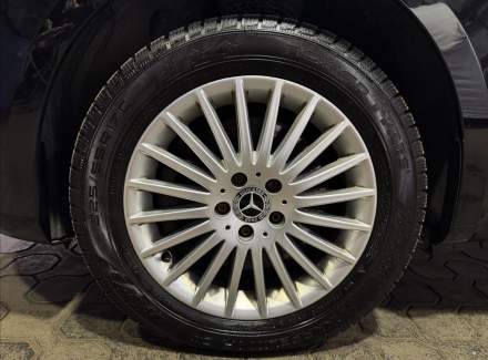 Mercedes-Benz - Vito