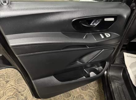 Mercedes-Benz - Vito