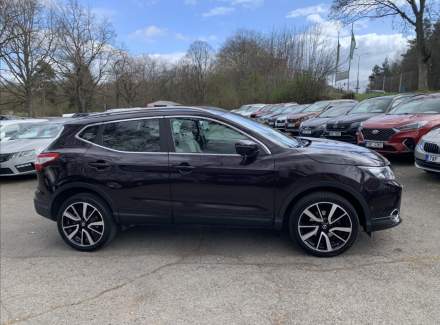 Nissan - Qashqai