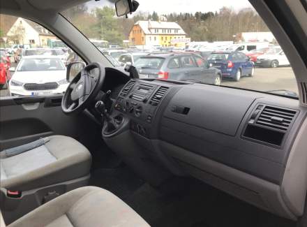 Volkswagen - Caravelle