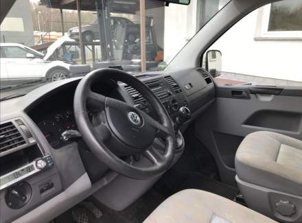 Volkswagen - Caravelle