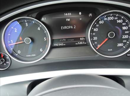 Volkswagen - Touareg