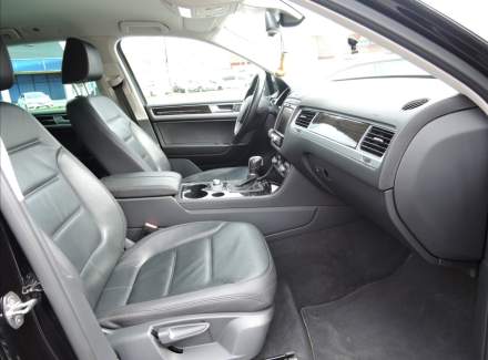 Volkswagen - Touareg