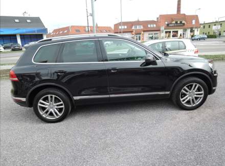 Volkswagen - Touareg