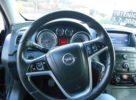Opel - Insignia