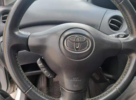 Toyota - Yaris