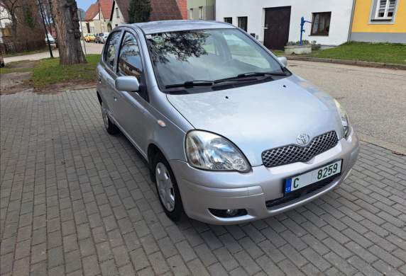 Toyota - Yaris
