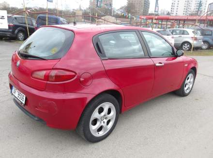 Alfa Romeo - 147