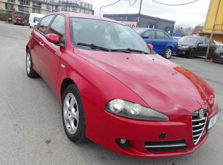 Alfa Romeo - 147