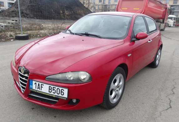 Alfa Romeo - 147