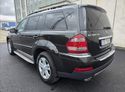 Mercedes-Benz - GL