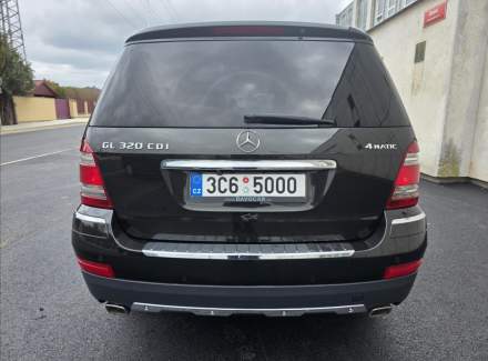 Mercedes-Benz - GL