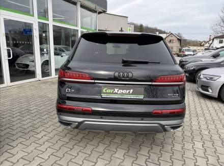 Audi - Q7