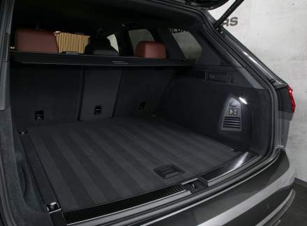 Volkswagen - Touareg