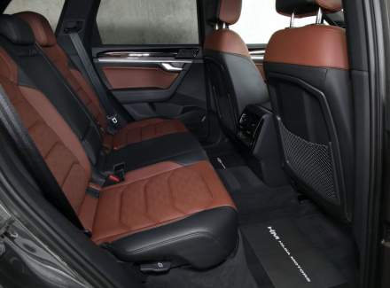 Volkswagen - Touareg