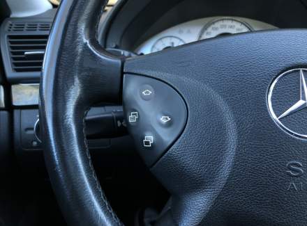 Mercedes-Benz - E-class