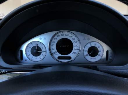 Mercedes-Benz - E-class