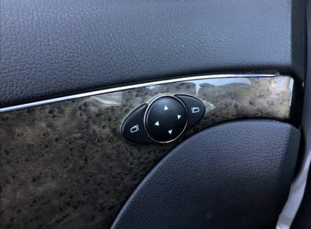 Mercedes-Benz - E-class